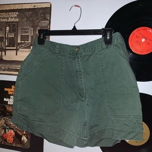 vintage green high wasted shorts